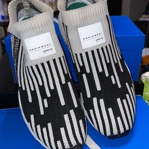 Adidas, 7M, Black/White